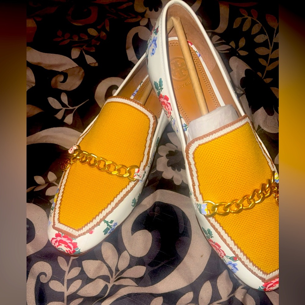 Tory Burch Mini Benton Charm loafer